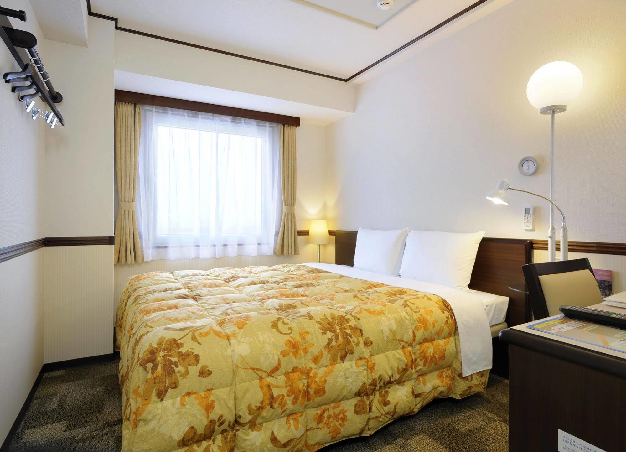 Toyoko Inn Gifu-Hashima-Eki Shinkansen Minami-Guchi Hashima  Exterior photo
